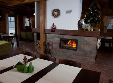 Pokojná dovolenka v horskej prírode v obci Terchová v apartmánovom rezorte Vŕšky s raňajkami.