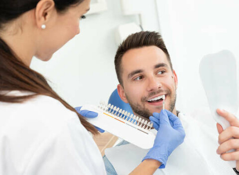 Revolučná metóda bielenia zubov Natural Smile Airbrush v Diamond skin.