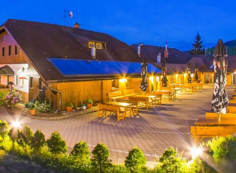 Jeseníky: Penzión Pepovka s privátnym wellness, neobmedzeným bazénom a chutnou polpenziou.