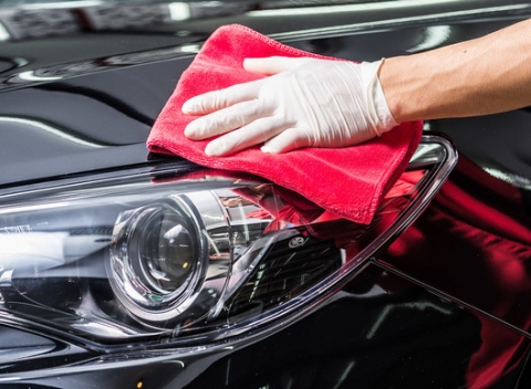 Leštenie svetlometov a karosérie pre bezpečnejšiu jazdu v  De-Tyler Wash.