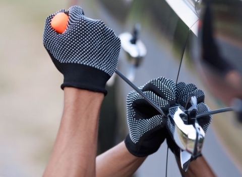 Špičkové zabezpečenie pre vaše auto alebo motorku. Chráňte vaše vozidlo pred zlodejmi.