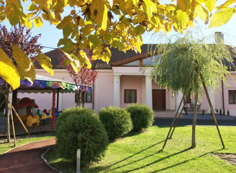 Pohodový rodinný pobyt v Happy Village Kaštieľ Ivachnová*** na Liptove s dieťaťom do 6 rokov zdarma.