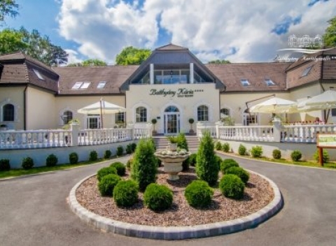 Maďarsko luxusne na historickom zámku s kúpeľmi, termálnym wellness a polpenziou.