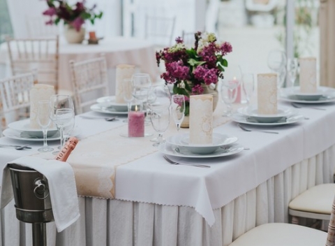 Oslávte promócie slávnostným menu v reštaurácii Fatima priamo pod Trenčianskym hradom.