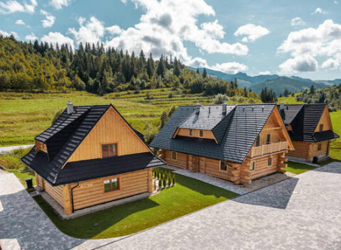 Chatky Josu v Zuberci pre celú rodinu – so vstupom do bazéna, wellness a rôznymi aktivitami.