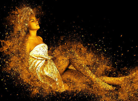 Terapeutické masáže Shiatsu, nôh, celotelová alebo masáž s 24k zlatom, kvantovou liečbou.