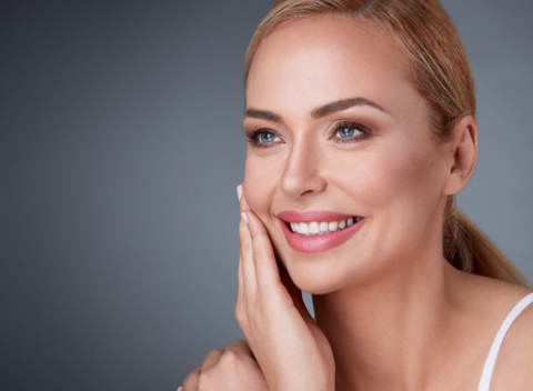 Omladnite až o 10 rokov s ošetreniami pleti - Coolifting, mikrodermobrázia alebo skinscrubber.