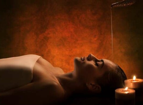 Ajurvédske masáže a špeciálne procedúry v centre Organic Ayurveda pre vás alebo vášho blízkeho.