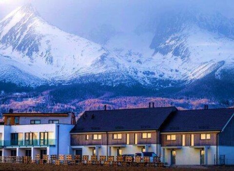 Bývajte na skok do hôr! Pobyt vo Vysokých Tatrách na 2, 3 alebo 4 noci v Resorte Čerešňový Sad*** .