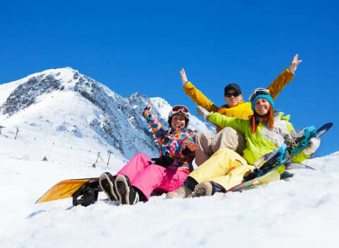 Skipasy do Snowparku Lučivná s možnosťou večerného lyžovania, celodenný či na dva dni.