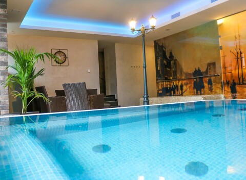 Mariánske Lázně: Luxusný Hotel Queens **** s neobmedzeným wellness, darčekom a polpenziou.