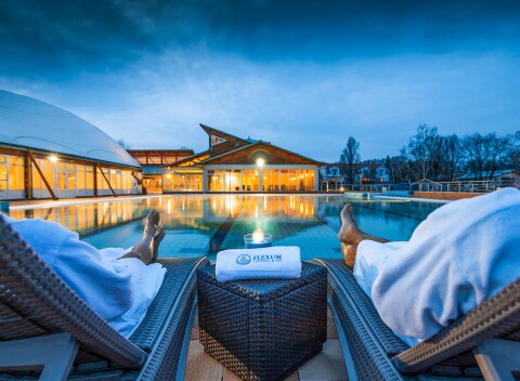 Mosonmagyaróvár len 100 m od termálov v Simbad Hoteli *** superior s wellness, masážou a polpenziou.