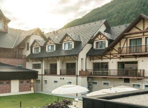 Pobyt v 4*Village Resort Hanuliak v krásnej prírode Národného parku Malej Fatry.