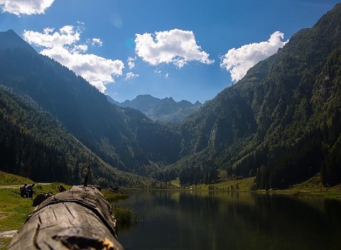 Úžasná turistika uprostred Rakúska s ubytovaním v horskom penzióne Bertrand.