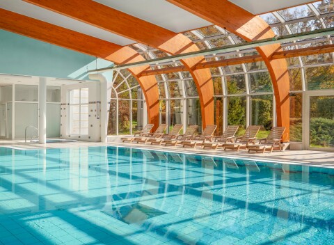 Relaxácia v Spa Resorte Sanssouci **** s wellness (bazén, vírivka), 3 procedúrami a polpenziou.