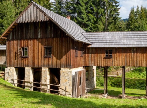 Kysuce, Kysuce pre letnú dovolenku súce. Dovolenka pre dvoch v Hoteli KNM s raňajkami či polpenziou.