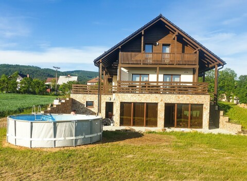 Beskydy pri hraniciach so Slovenskom i Poľskom: Penzión u Pinkasů s raňajkami, privátnou vírivkou + zľava.