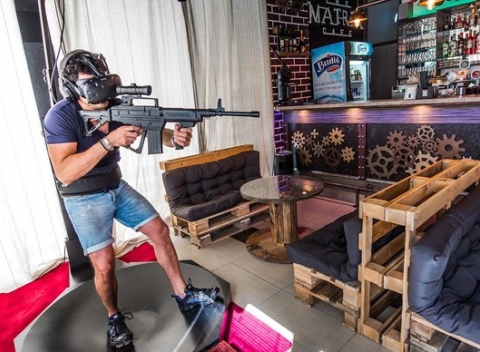 Virtuálna realita s reálnym pohybom + občerstvenie pre 1 až 10 ľudí, to je nezabudnuteľný zážitok.