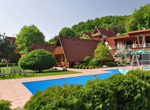 Rodinná dovolenka s ubytovaním v chatkách alebo apartmánových domoch Športcentrum Ekoma.