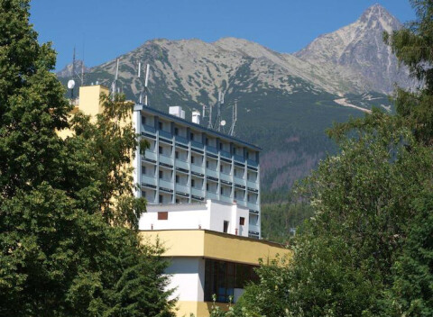 Tatranská Lomnica - Wellness pobyt pod Lomnickým štítom v hoteli Sorea Urán s bazénom.