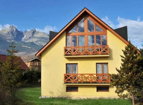 Rodinná dovolenka vo vilách pod Lomnickým štítom s dieťaťom do 6 rokov zdarma a balíčkom zliav.