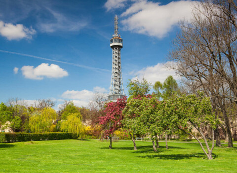 Netradičné ubytovanie v Bohem Prague Hotel s raňajkami pre cestovateľov i milovníkov pokoja a pohody.