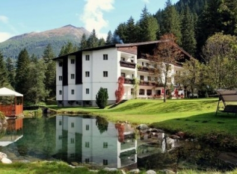 Rakúske Alpy: polpenzia, požičanie bicykla, neobmedzený vstup do sáun.