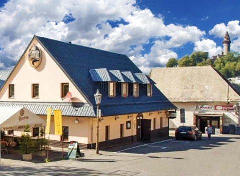 Pobyt v historickom mestečku v podhorí Beskýd v 4* hoteli + polpenzia, sauna a zľavy.