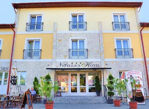 Pobyt v rodinnom Nefelejcs Hoteli*** Superior pri termálnych kúpeľoch s wellness a polpenziou.