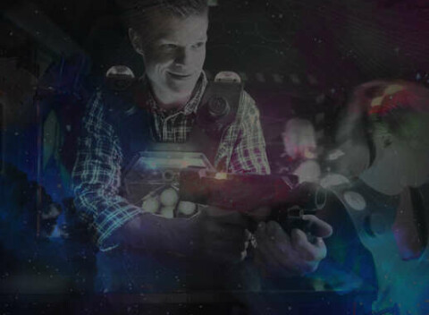 X arena Zvolen - Laser game. Množstvo audio a svetelných efektov, rôzne režimy hmly či úplnej tmy...