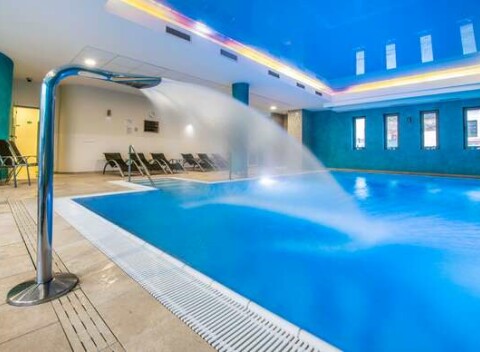 Hotel Panorama**** - vstup do privátneho wellness + bazénu a saunového sveta pre 1 - 4 osoby (180 min.)