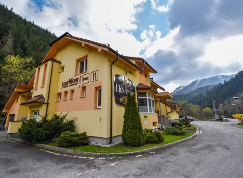 Dovolenka v Nízkych Tatrách s výbornými kačacími hodami v penzióne Daymont.