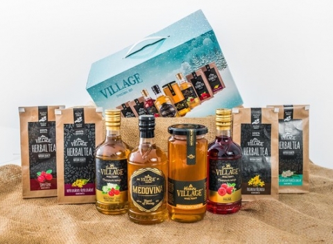 Vianočný balíček slovenskej medoviny, sirupov, čajov a medu v prémiovej kvalite.