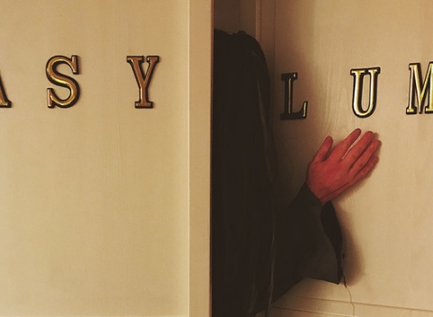 Skupinový vstup pre 2 – 4 hráčov do Asylum Escape Room. Stretnite sa s vlastným strachom!