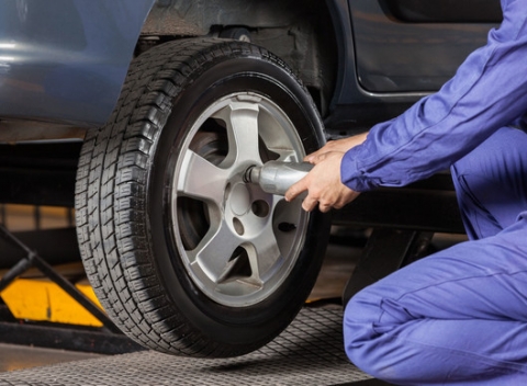 Výmena alebo prezúvanie kolies s vyvážením. Neostaňte prekvapení a prezujte letné gumy včas!