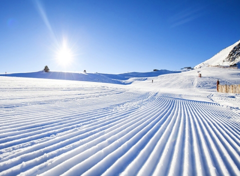 Zimná dovolenka v Beskydách v 3* rezorte s polpenziou, bazénom a vrátane skipasu.