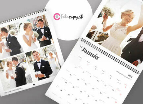 Exkluzívny dvojdielny kalendár s veľkými fotografiami na rok 2023.