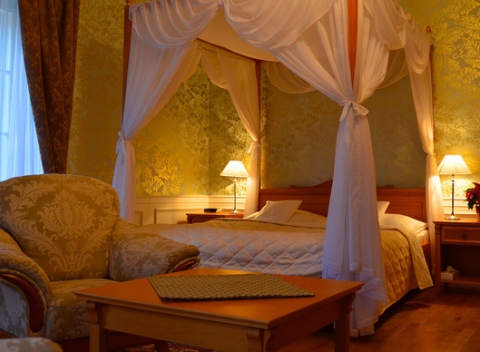 Zámecký hotel Lednice**** - romantika pre dvoch s degustáciou vína a raňajkami.