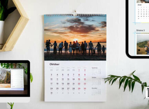 Stolové a nástenné fotokalendáre s vlastnými fotkami od Typocon, online editor pre smartfóny bez nutnosti registrácie.