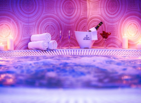 Dvojhodinový vstup do morského wellness a večera s 3-chodovým menu v hoteli Miraj****.