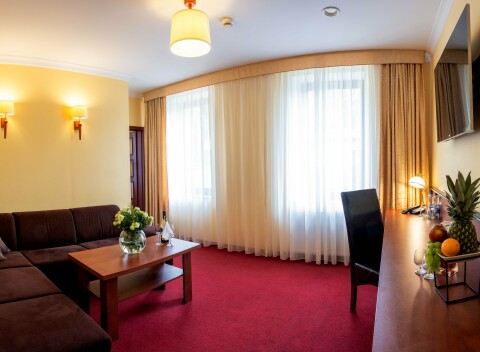 Poľsko v Hoteli Piotr *** s neobmedzeným wellness a zľavami na masáž aj bowling + raňajky/polpenzia