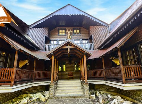 Pieniny: Chata Osturňa v pokojnej prírode s pobytom na 3 dni až pre 18 ľudí.