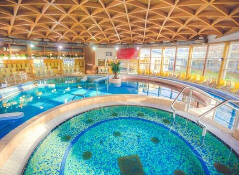 Pobyt pri slávnych termáloch Bükfürdő v penzióne Bajor*** s raňajkami, saunou a požičaním bicyklov.