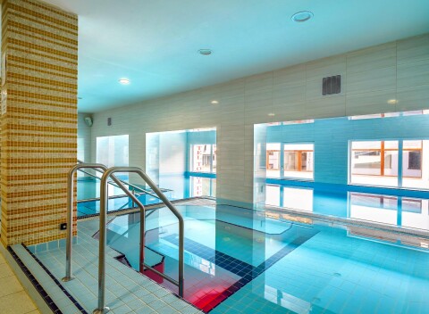 Pobyt pri Štrbskom plese: Hotel Toliar *** s polpenziou a bohatým wellness s bazénom + dieťa zadarmo.