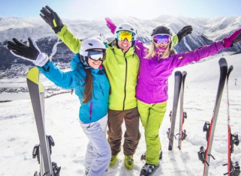 Rakúske Alpy: penzión Lindenhof s polpenziou a skipasom + dieťa zdarma.