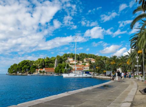 Chorvátsko vo Ville Santa Maria 350 m od mora s raňajkami a službami delegáta.