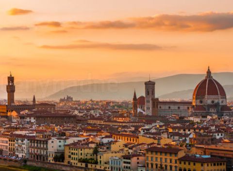 Pobyt v historickom centre Florencie v hoteli Casa del Lago** priamo pri rieke Arno.