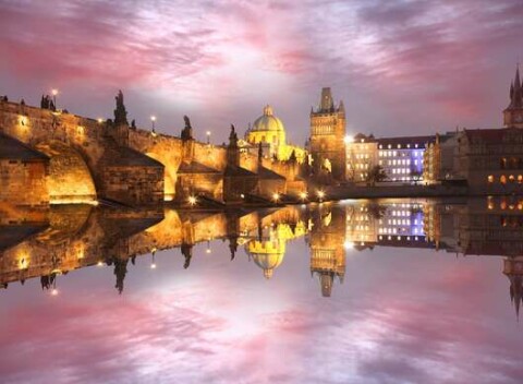 Hotel Occidental**** blízko historického centra Prahy už od 1 noci s raňajkami v cene.