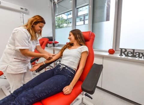 Infúzna terapia vysokodávkovým vitamínom C - veľká posila nielen pre imunitu.