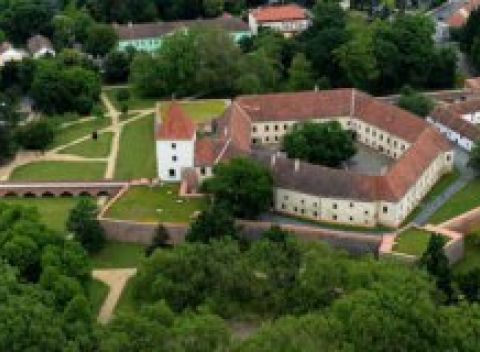 Poznávací zájazd - Za tajomstvami krvavej grófky na zámok Deutschkreutz.